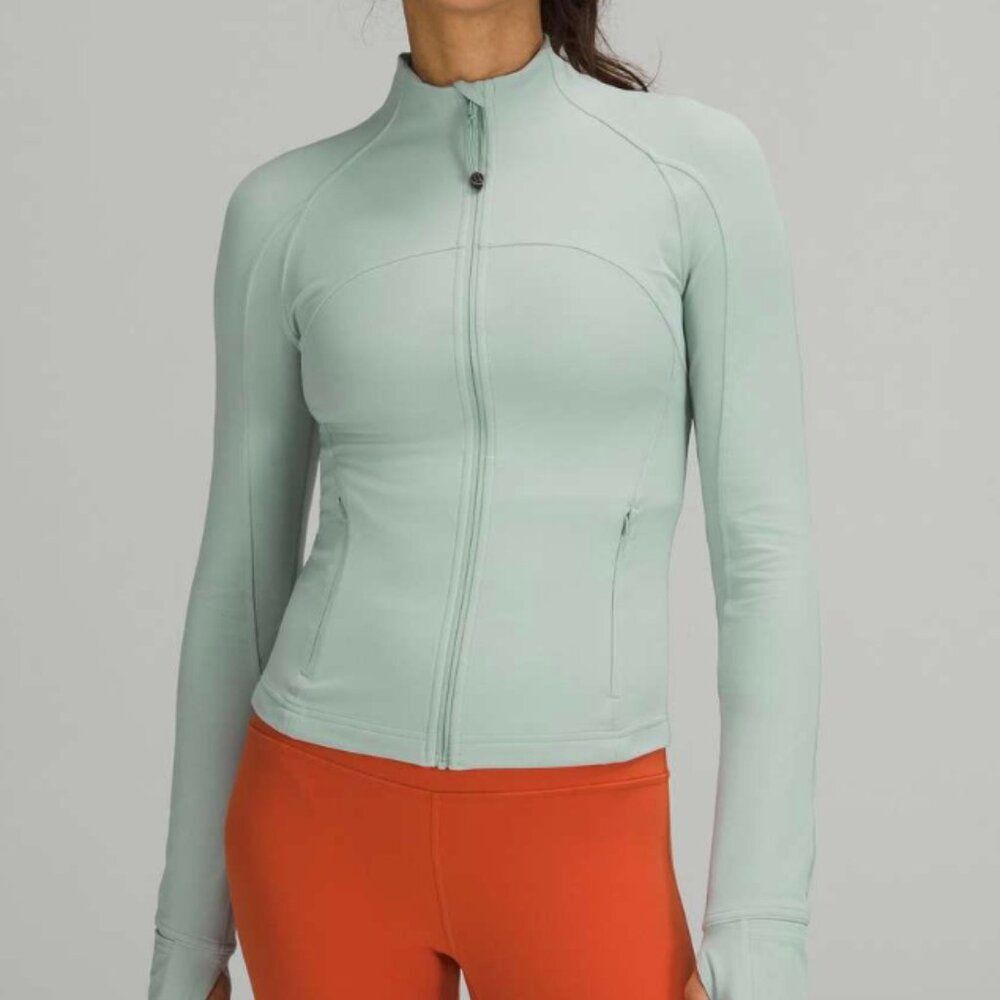 Lululemon Silvered Blue Cropped Define Jacket size 10